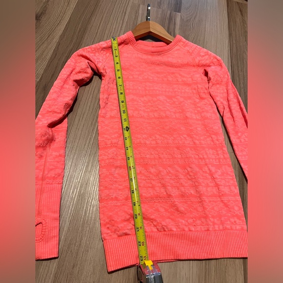 Lululemon Pullover Crewneck Longsleeve - Picture 5 of 8